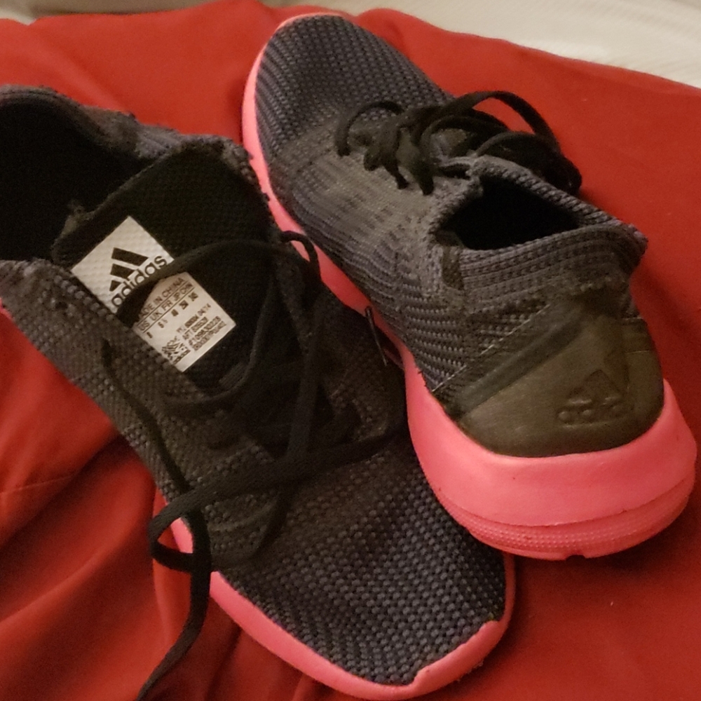 "Run Natural" by Adidas sneaker